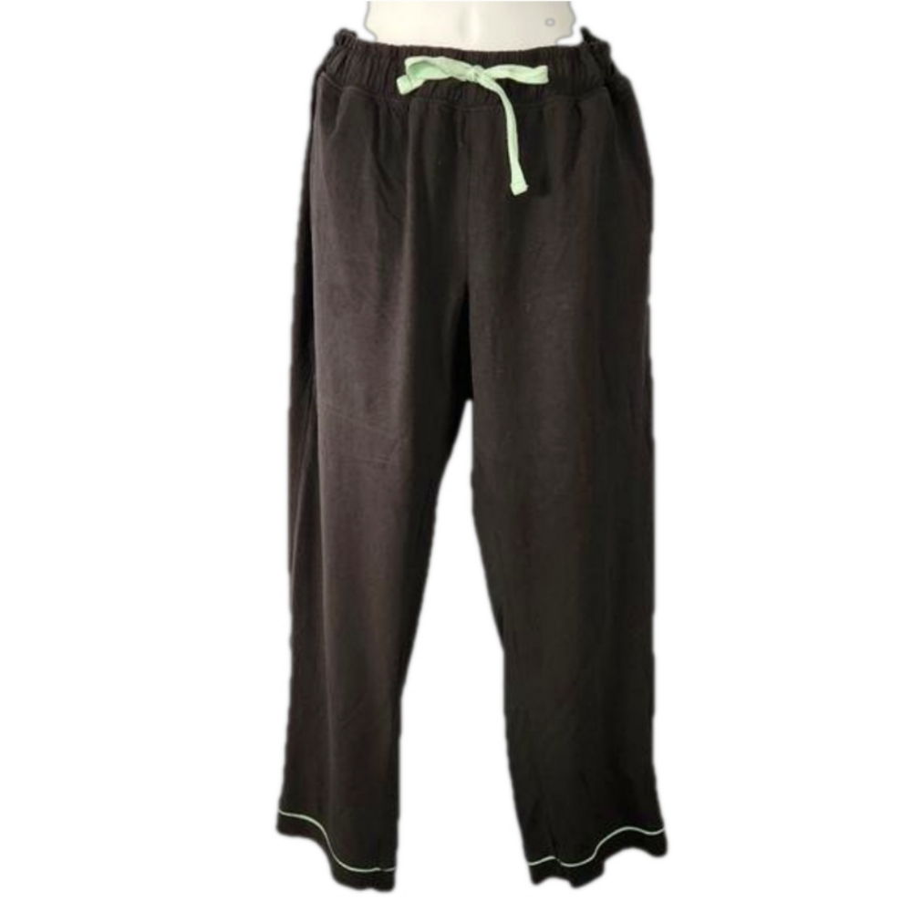 Under Disguise lounge pants